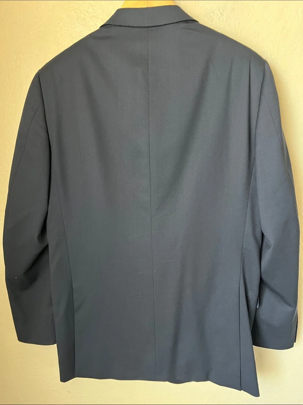 Ermenegildo Zegna Deep navy wool multi season suit jacket 52 L